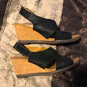 Clarks sling back wedge sandal